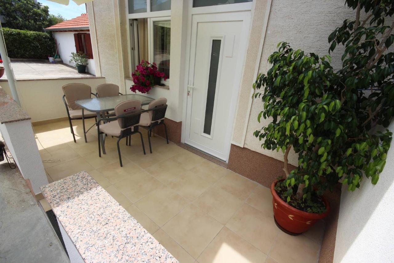 Family Apartment Mirela Borik Zadar Eksteriør bilde