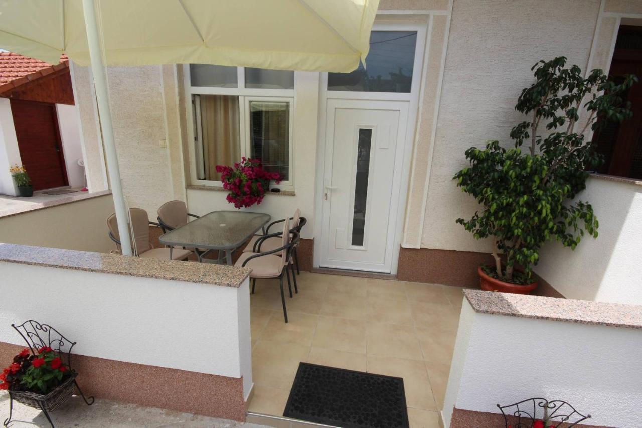Family Apartment Mirela Borik Zadar Eksteriør bilde