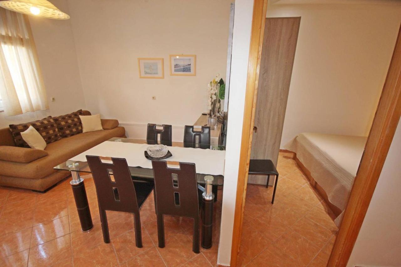 Family Apartment Mirela Borik Zadar Eksteriør bilde